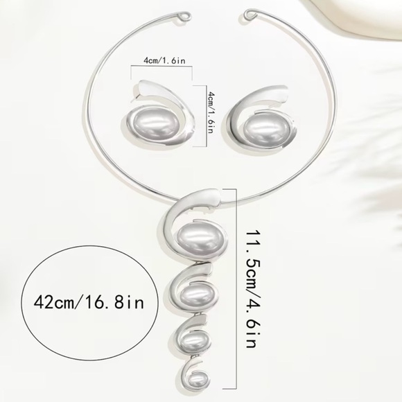 2 pc Silver Geometric Jewelry Set - Picture 3 of 5